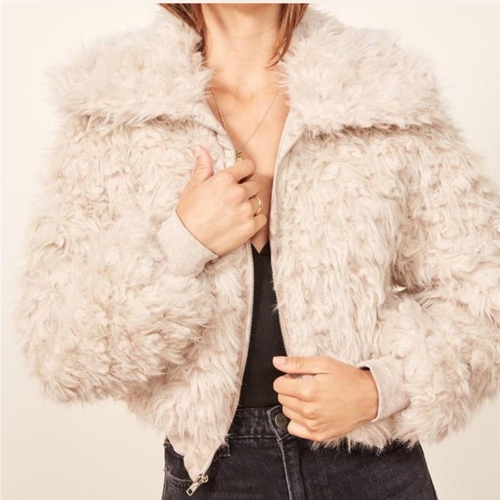 REFORMATION fuzzy furry super soft cream jacket size large